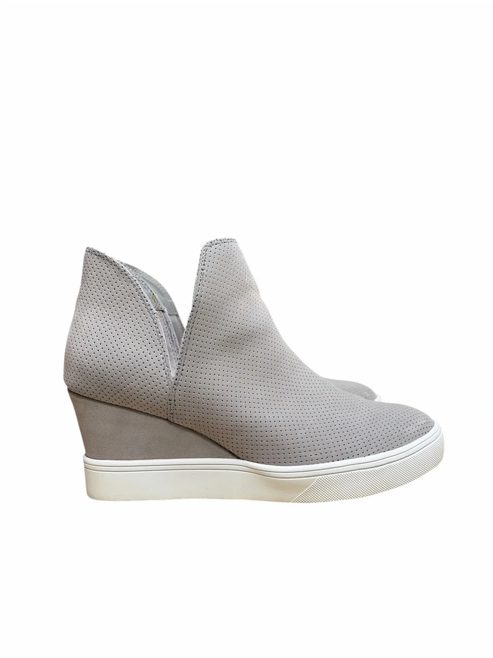 Mia Grey Wedge Sneaker Size 8.5